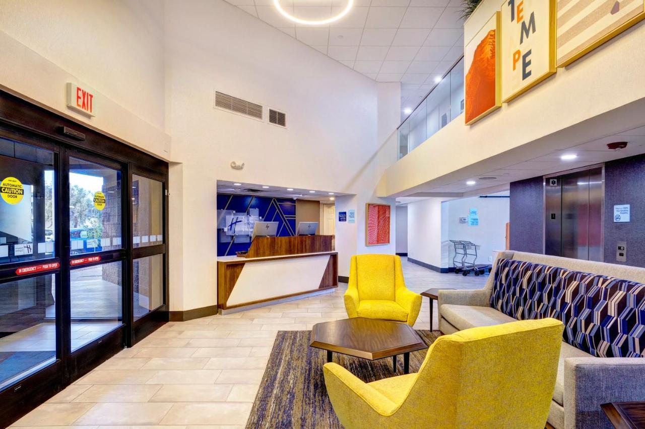 Holiday Inn Express & Suites Phoenix - Tempe, An Ihg Hotel Buitenkant foto