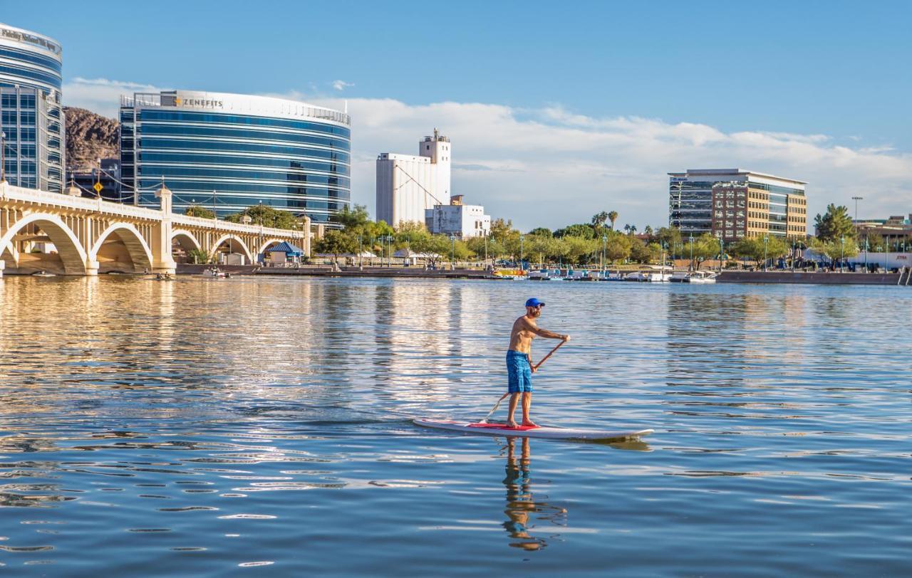 Holiday Inn Express & Suites Phoenix - Tempe, An Ihg Hotel Buitenkant foto