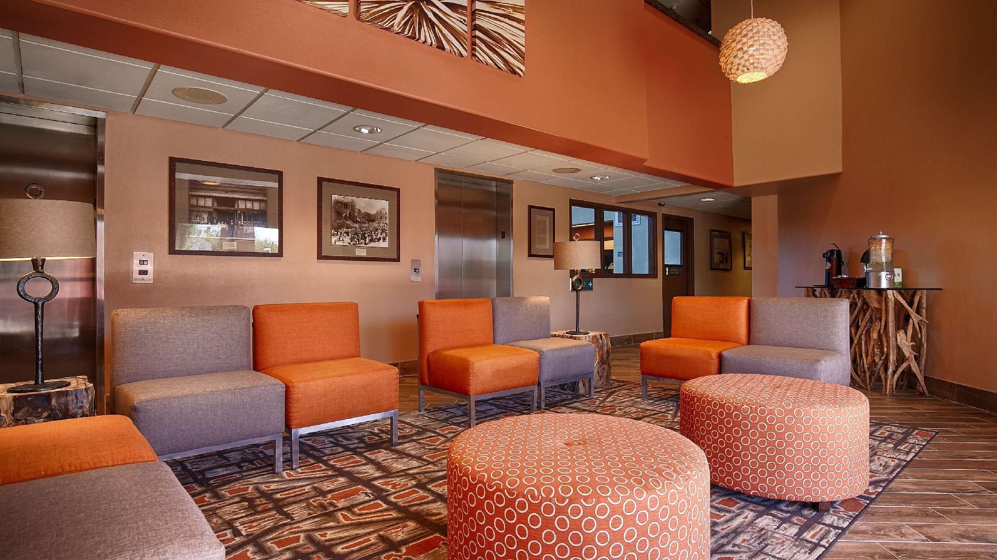 Holiday Inn Express & Suites Phoenix - Tempe, An Ihg Hotel Buitenkant foto