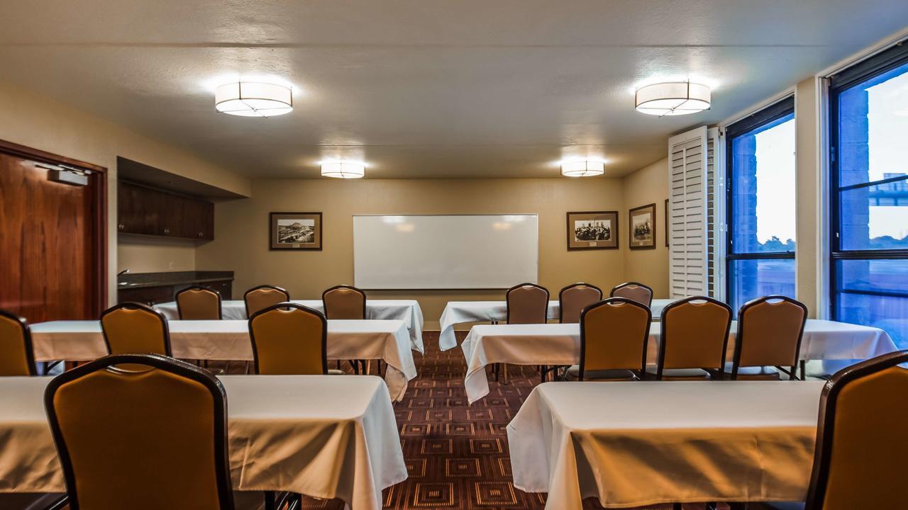 Holiday Inn Express & Suites Phoenix - Tempe, An Ihg Hotel Buitenkant foto